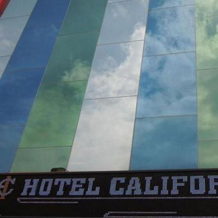 California Hotel 雅加达 外观 照片