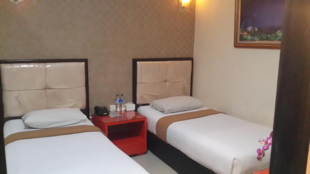 California Hotel 雅加达 外观 照片