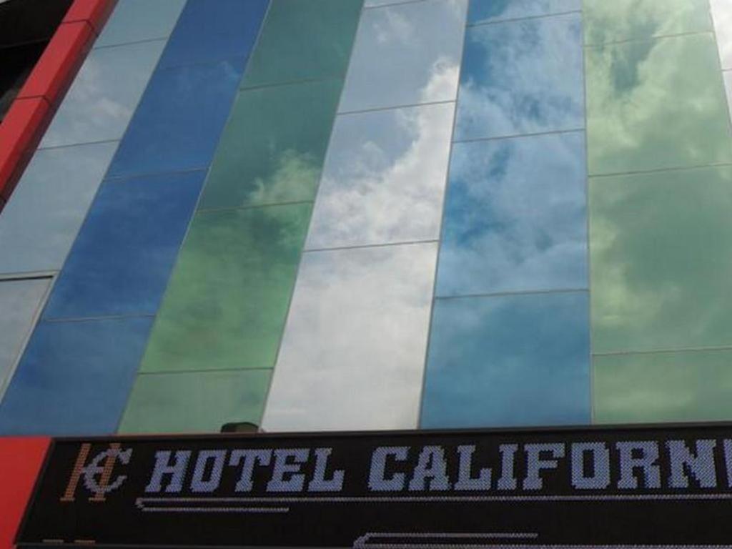 California Hotel 雅加达 外观 照片