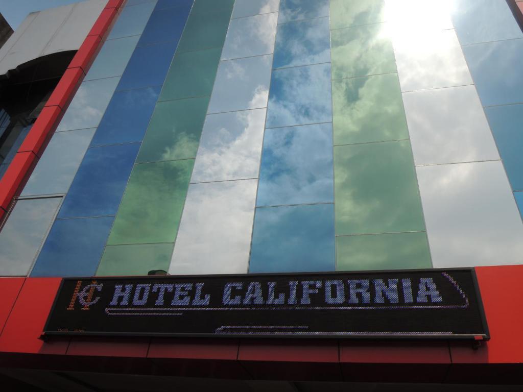 California Hotel 雅加达 外观 照片