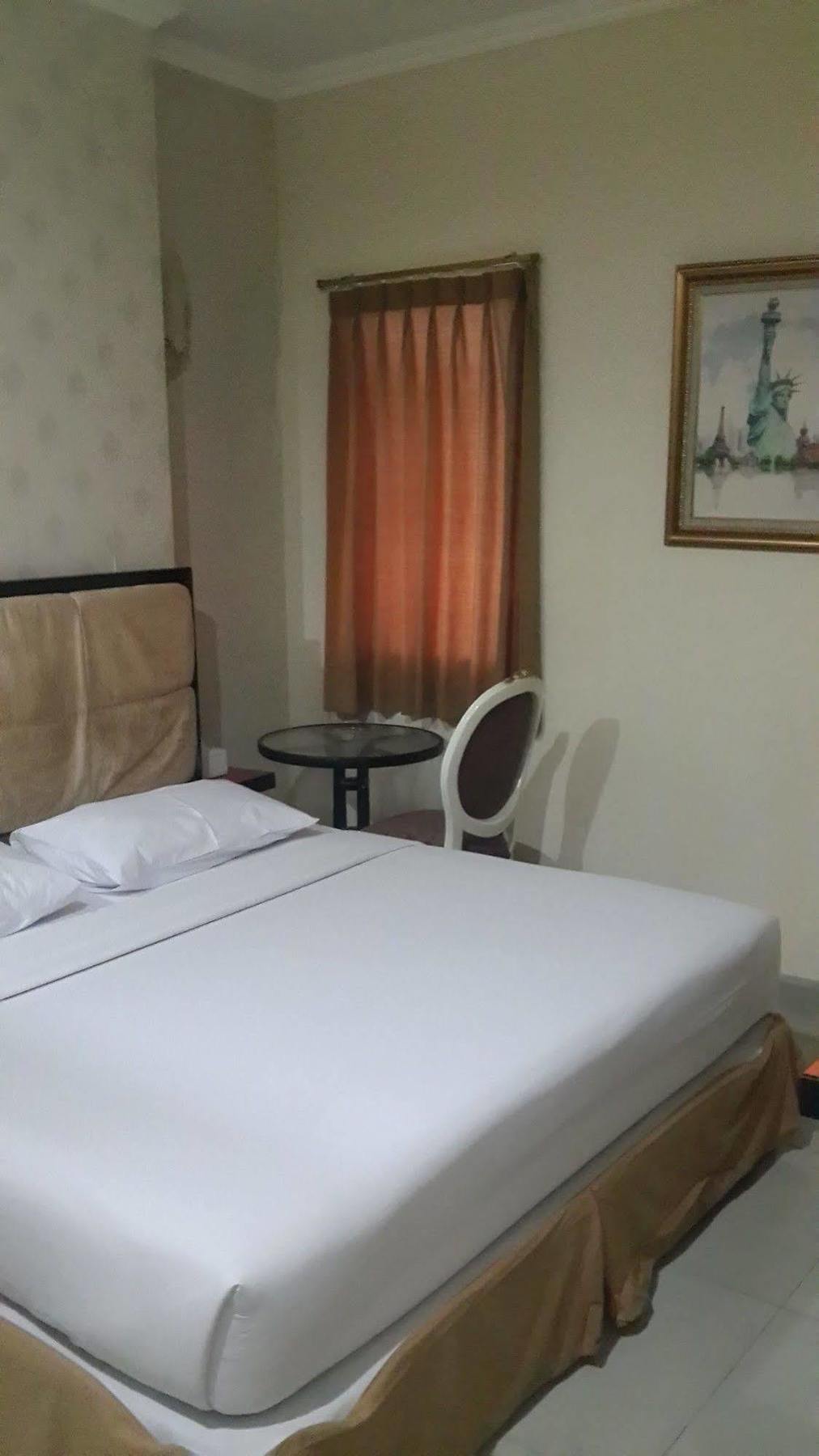 California Hotel 雅加达 外观 照片