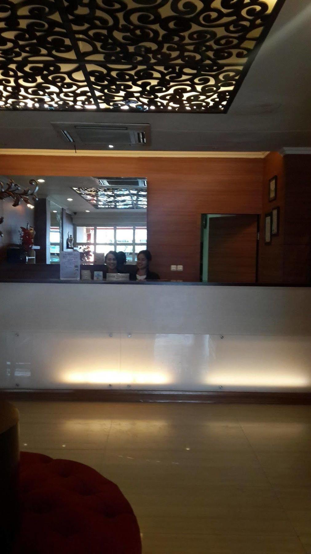 California Hotel 雅加达 外观 照片